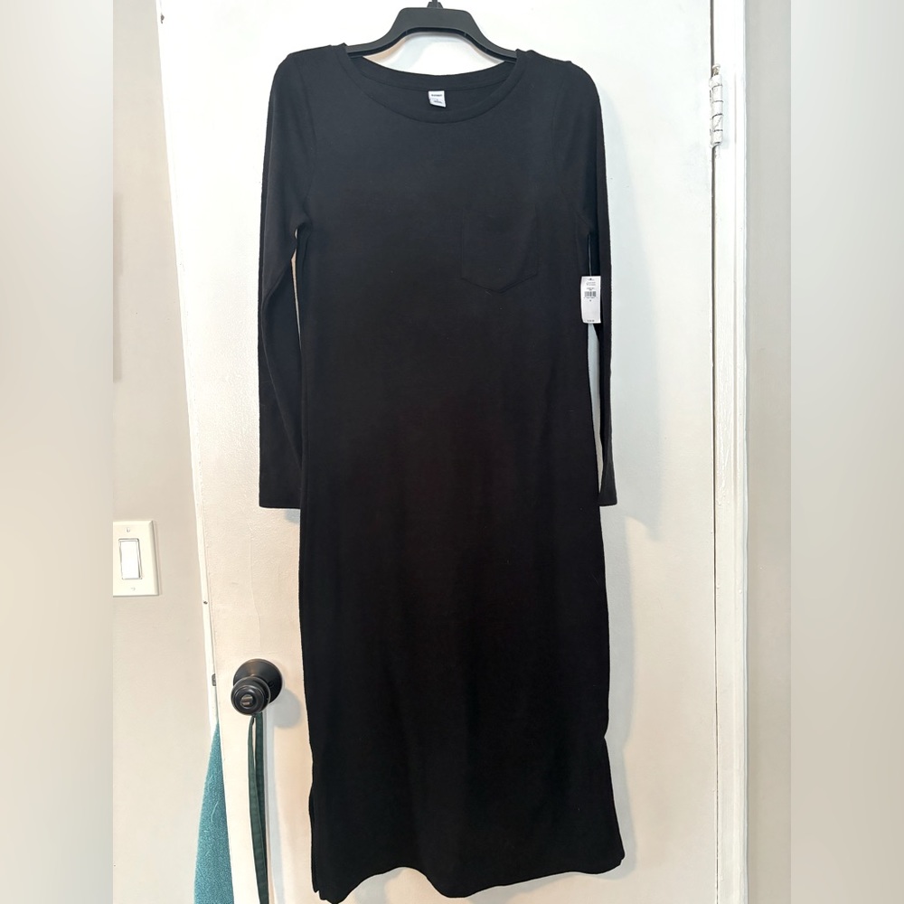 NWT Old Navy Long Sleeve Dress in Black Women’s S